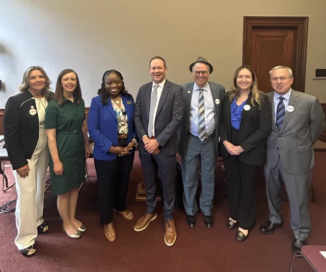 CoSN's Board Chair Stacy Hawthorne, Ed.D., CoSN's CEO Keith Krueger, and key partners at SHLB Coalition, AASA, The School Superintendents Association, American Library Association, and The Education and Libraries Networks Coalition (EdLiNC) appeared before a congressional briefing about, “The Threat to E-Rate: What the FCC’s New Proposal Means for Schools and Libraries.” 